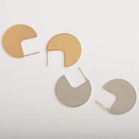 💙Minimalist Circle Earrings - Picture 3 of 11